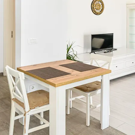 Coresi Avatar Apartment *