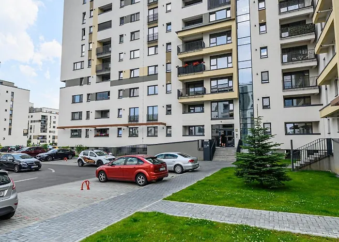 アパート Coresi Avatar *