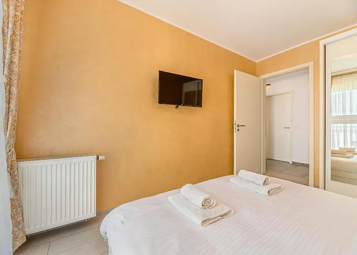 アパート Coresi Avatar *